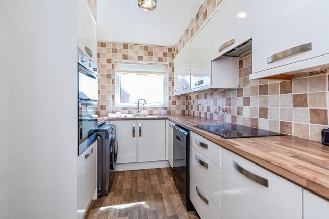 18, Thatchers Lane, Kent photo 4