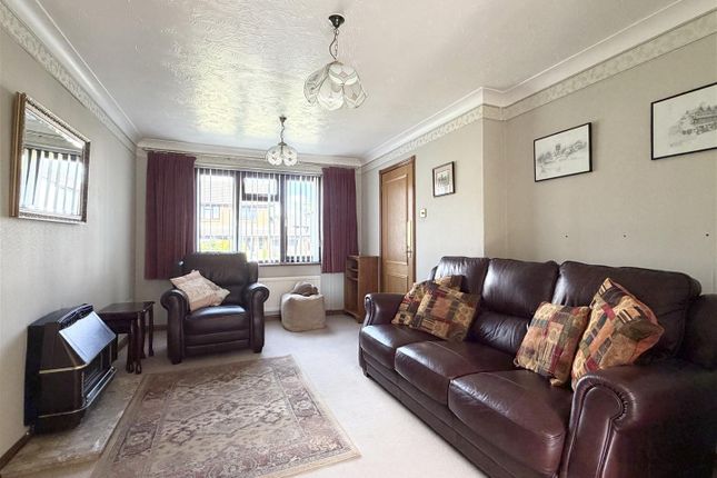23, Wyedean Rise, Hereford photo 3