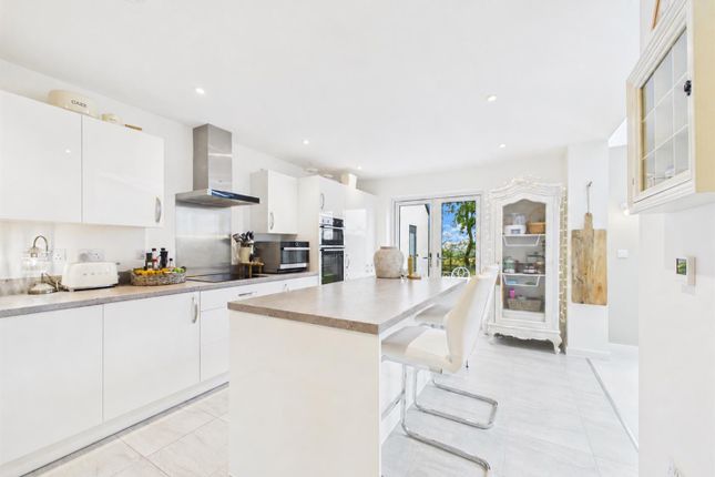 6, Severnbank Avenue, Newnham photo 4