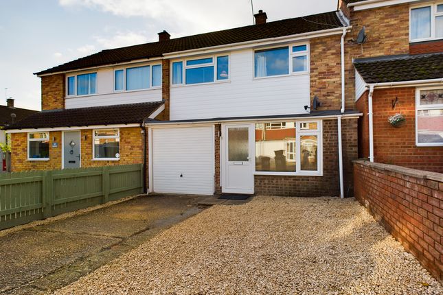 Thumbnail Terraced house to rent in Stephens Road, Tadley