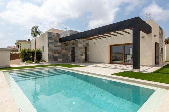 Villa for sale in Torrevieja, Alicante, Spain