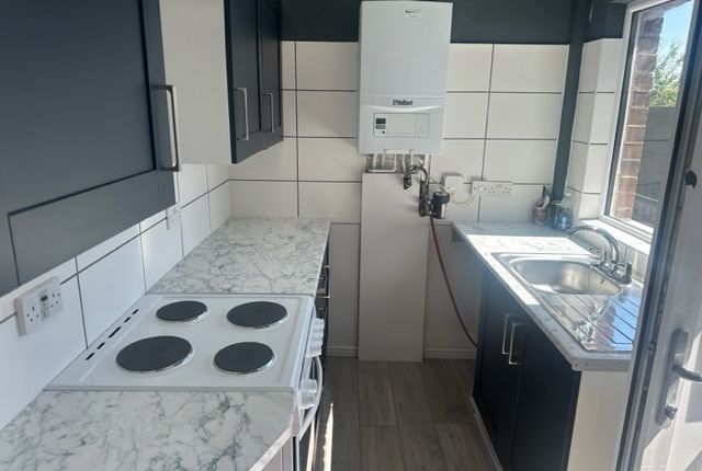 82, Limpsfield Road South Yorkshire, Sheffield photo 4
