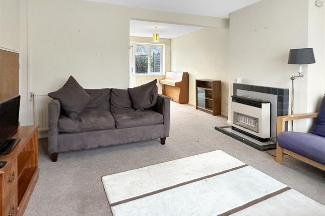 30, Badminton Close, Cambridge photo 2