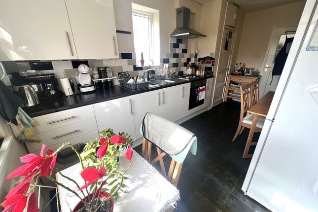 Semi-detached house to rent in Shepherd Drive, Willenhall