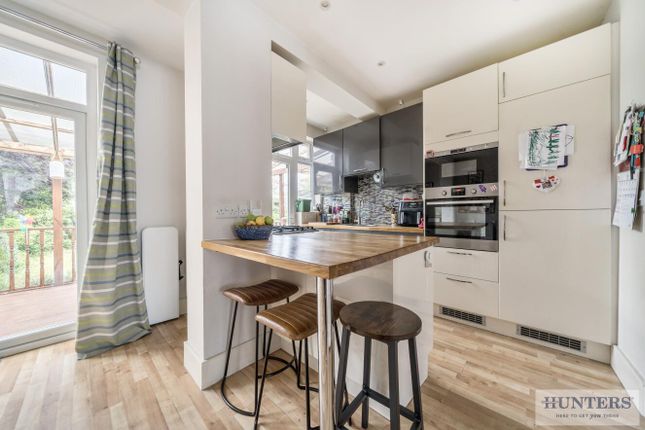 49, Bendmore Avenue ., London photo 3