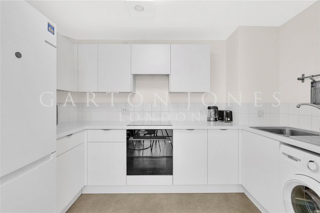 Hanover House, Vauxhall photo 4