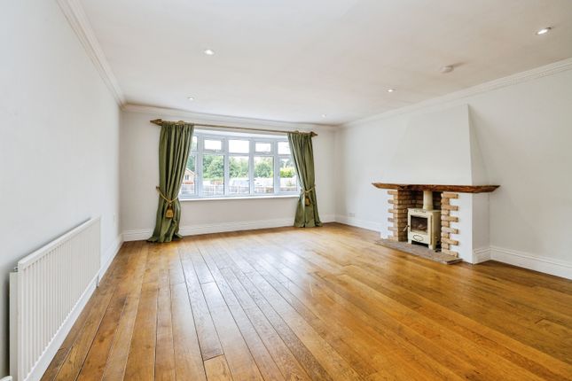 31, Newbolt Close, Caistor photo 4