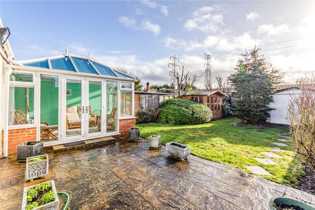 11, Selsdon Road, Addlestone photo 3