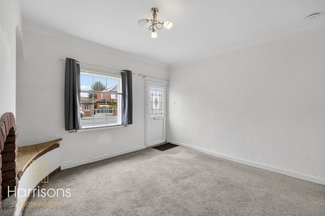 981 Manchester Road, Over Hulton, Lancashire photo 4