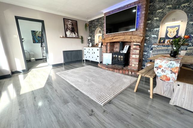 293, Broadway, Fleetwood photo 4