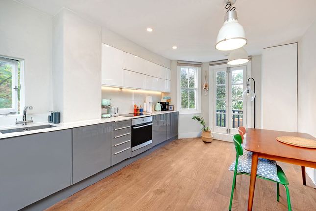 90B, Kempe Road, London photo 3
