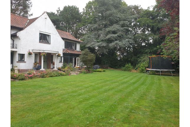 Detached house for sale in Park Lane, Retford