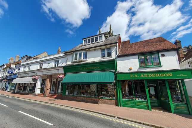 Flat to rent in High Street, East Grinstead
