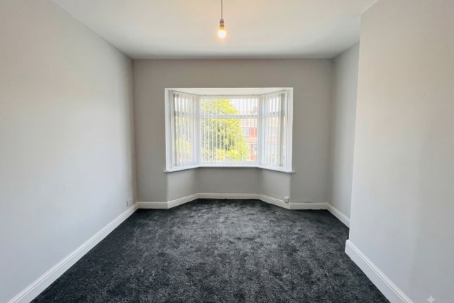 38, Gore Avenue, Salford photo 3