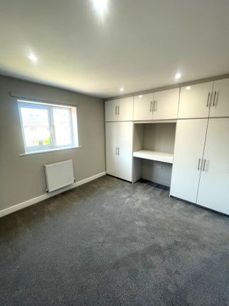 12, Hucklehoven Court, Hartlepool photo 3