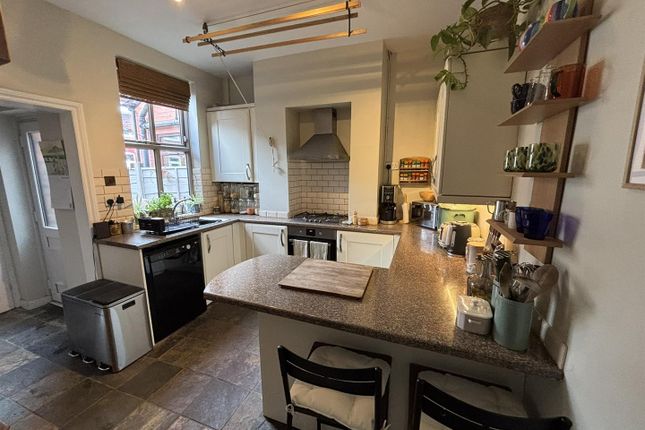 11, Whitehall Road, Didsbury photo 4