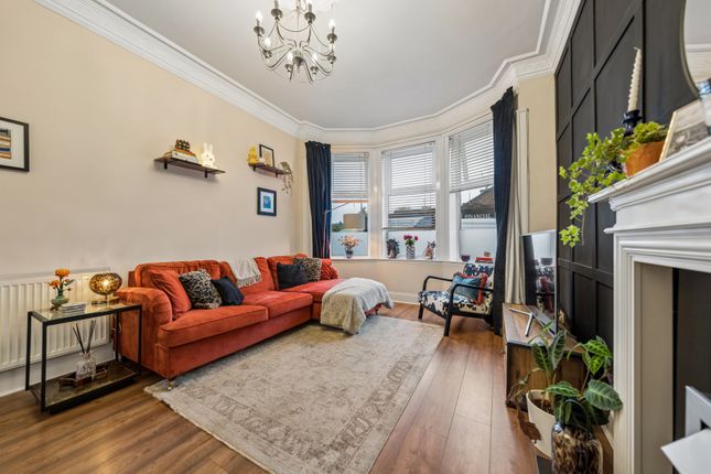 9 Kings Park Road, Flat 0/1, Glasgow photo 4