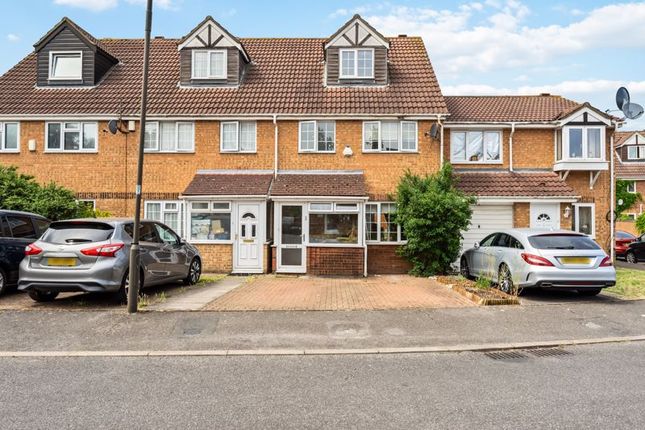 Thumbnail Terraced house for sale in Heathfield Drive, Mitcham