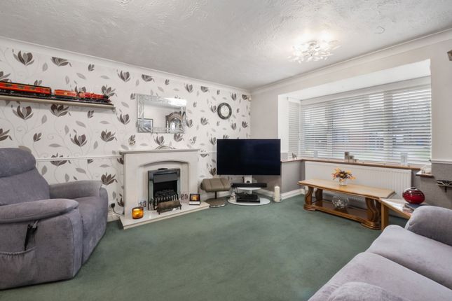 44, Vaughan Drive, Sittingbourne photo 3