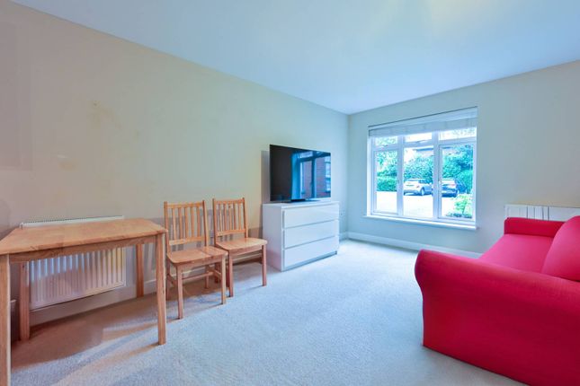 Thumbnail Flat for sale in Maybury Road, Woking