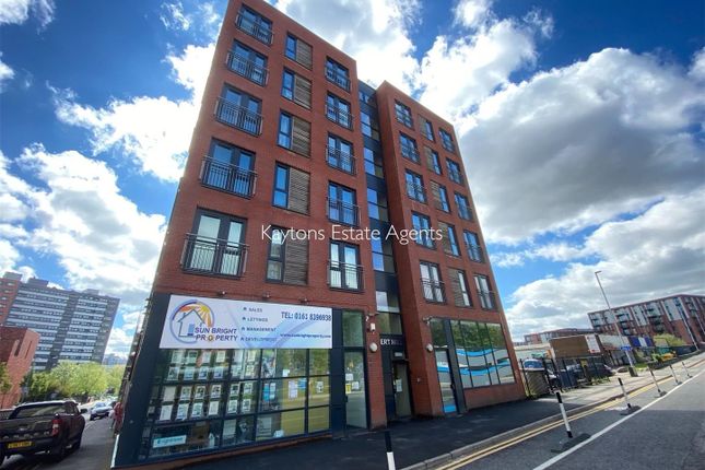 Thumbnail Flat to rent in Oldfield Road, Salford
