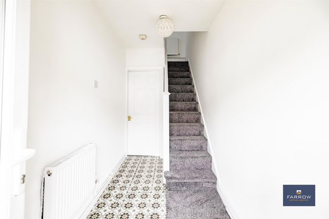 22, Clarendon Road, Grimsby photo 2