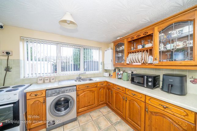 47, Albert Street, Cannock photo 2