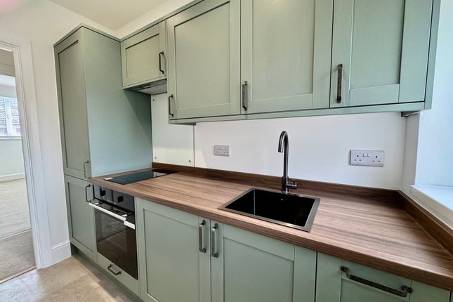 Flat 1, Poole photo 2