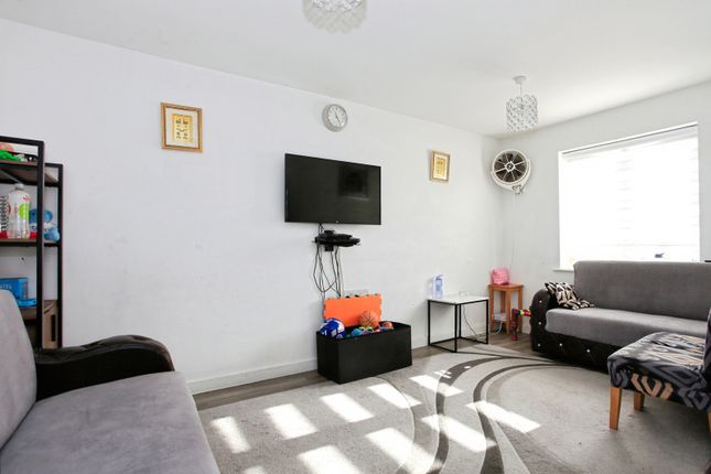 17, Waterfield Close, Cambridgeshire photo 2