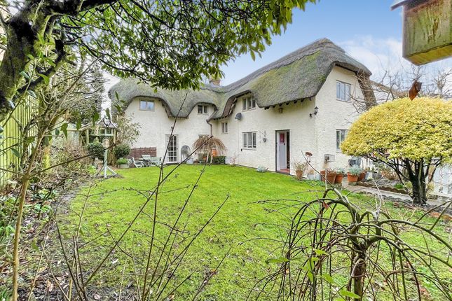 3-bed detached on Wyncie Cottage, Cues Lane, Swindon, £640,000