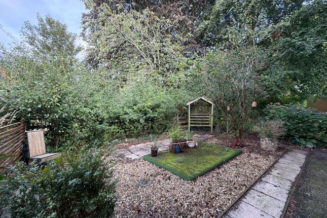 35 Glebe Close, Carlisle photo 2