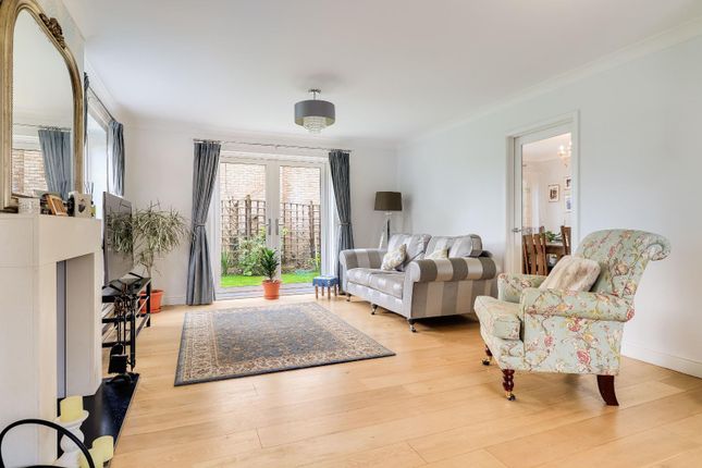 2, Paddock Close, Impington, Cambridge photo 4