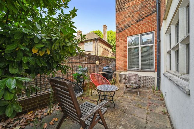 2, Hale Street, London photo 4