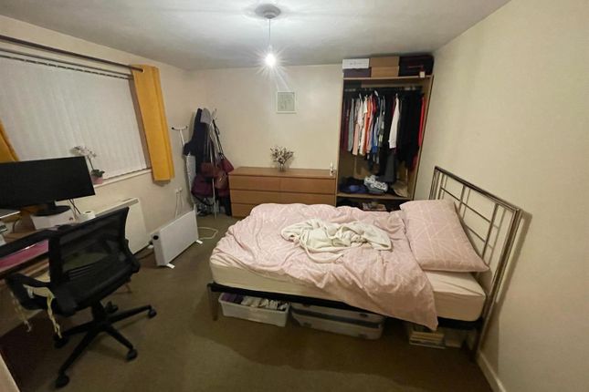 Flat for sale in Aspinall Street, Middleton, Manchester
