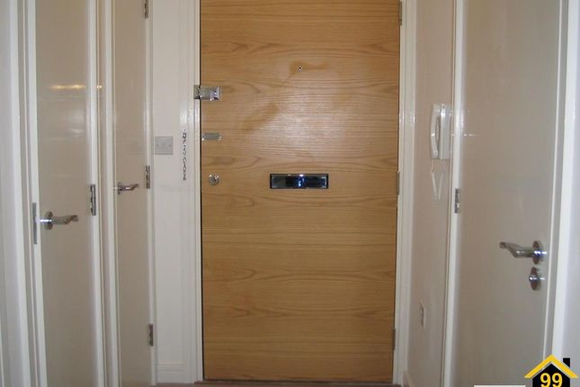 Photo 0