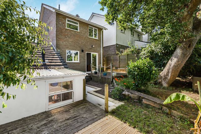 8 Greenbank Close, Truro photo 4