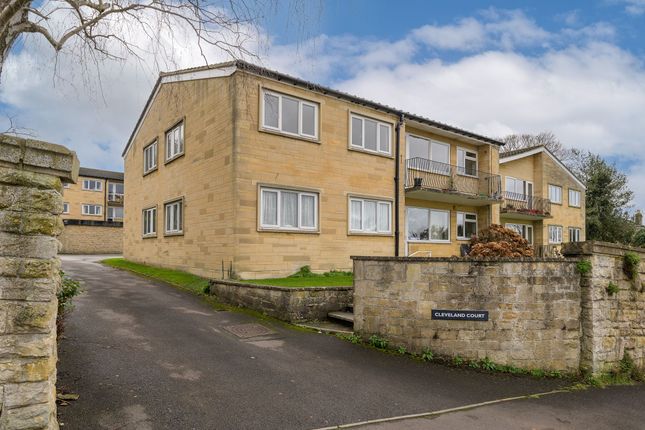 Thumbnail Flat for sale in Cleveland Court, Bath