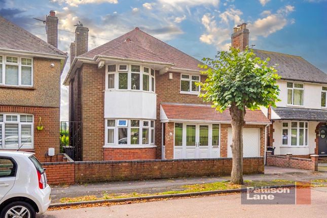 Detached house for sale in Dunkirk Avenue, Desborough, Kettering