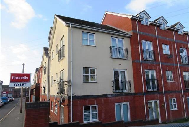 Thumbnail Flat to rent in Brickhouse Lane South, Tipton