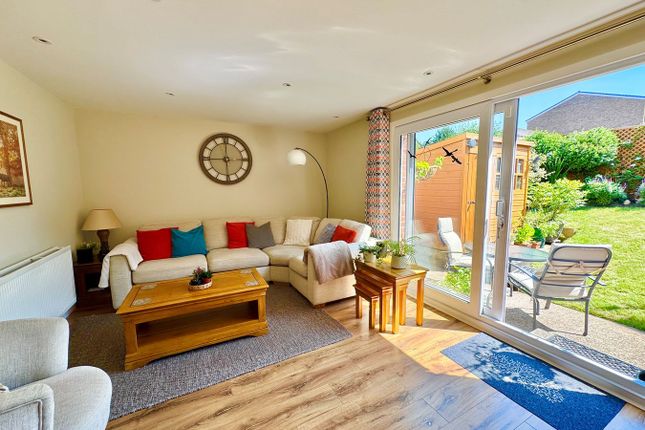 11, Barnwood Road, Guildford photo 3