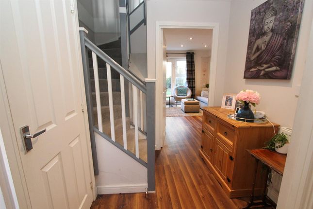 15, Hanno Close, Wallington photo 4