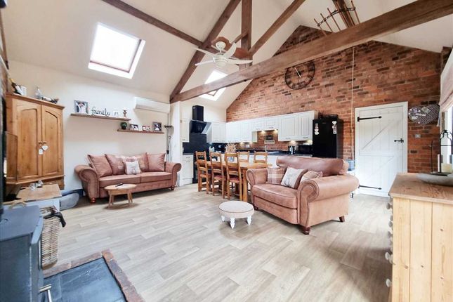 Waggoners Lodge, Kirkby La Thorpe photo 2