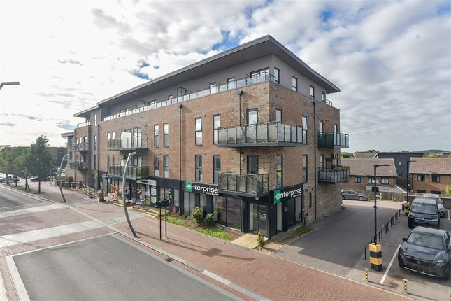 2-bed flat on Godinton Road, Ashford, £195,000