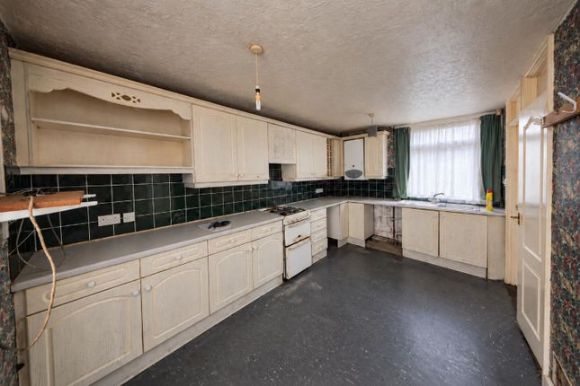 Stroud Crescent East, Hull photo 2