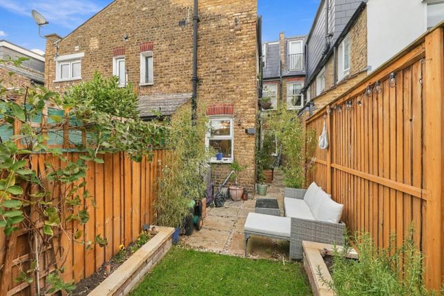 Winfrith Road, Earlsfield, London SW18
