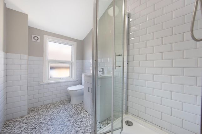 27, Bartram Road, London photo 2