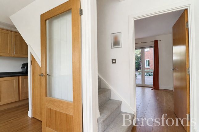 2, Sandford Court, Chelmsford photo 4