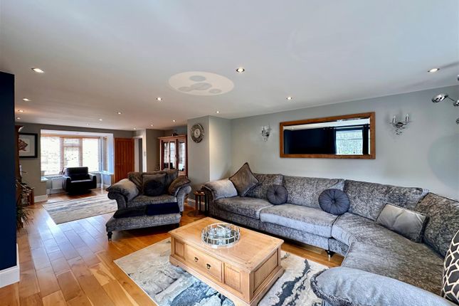 Ashlea, 34 Main Street, Seamer, Scarborough photo 3