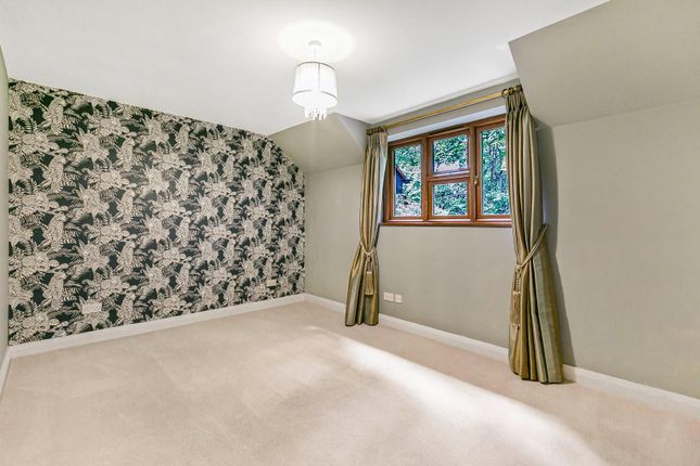 Detached house to rent in West Riding, Tewin Wood, Welwyn