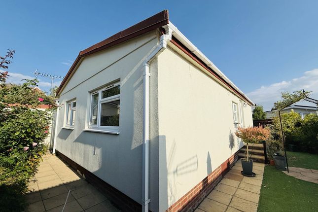 6, Kennett Place, Didcot photo 2